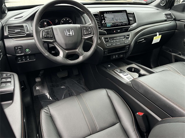 2024 Honda Ridgeline TrailSport photo 2