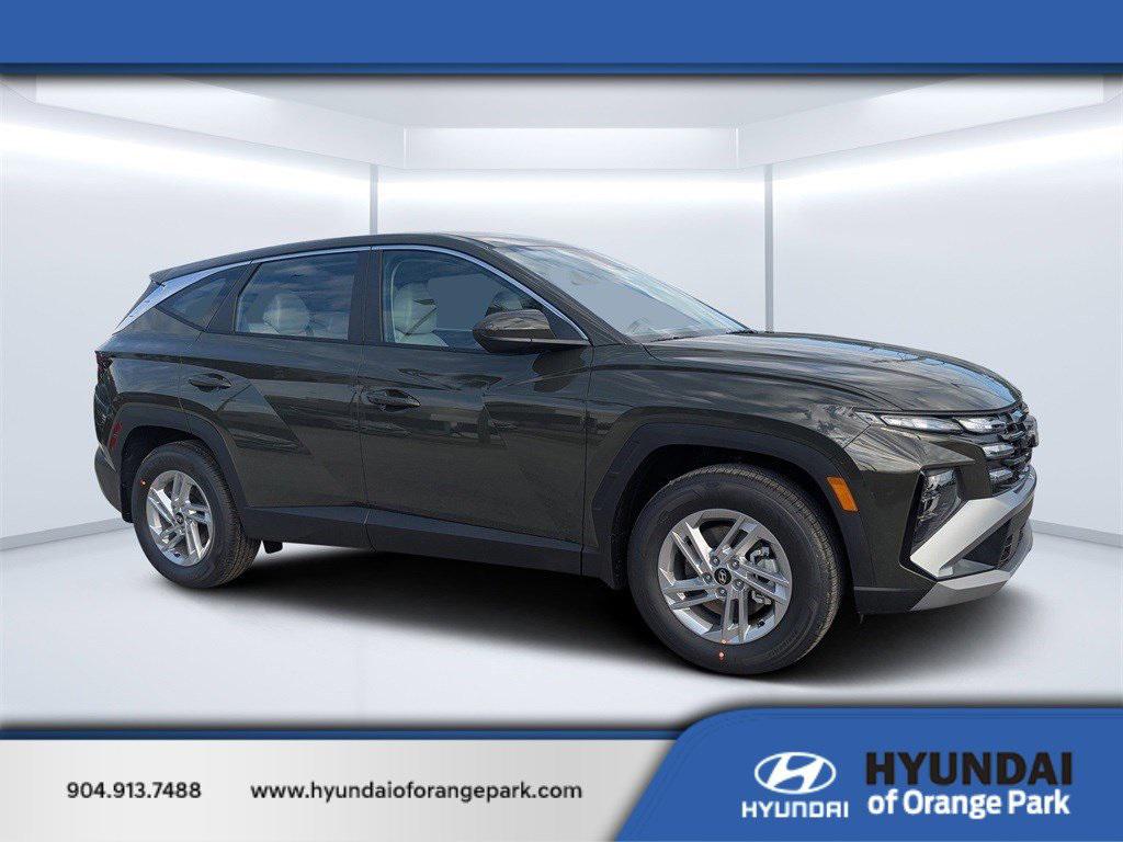 2026 Hyundai Tucson SE's photo