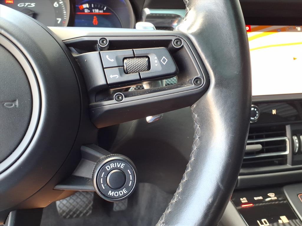 2023 Porsche Macan GTS photo 14