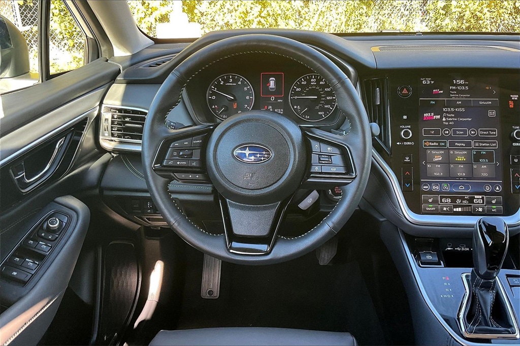 2025 Subaru Outback Onyx Edition XT photo 2