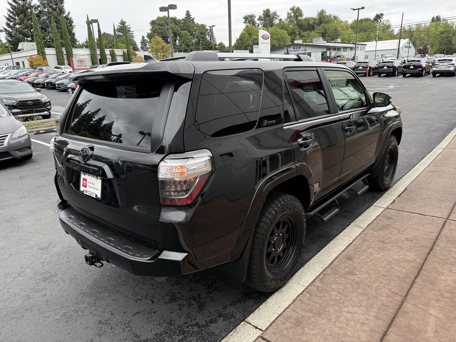 2023 Toyota 4Runner SR5 Premium photo 5