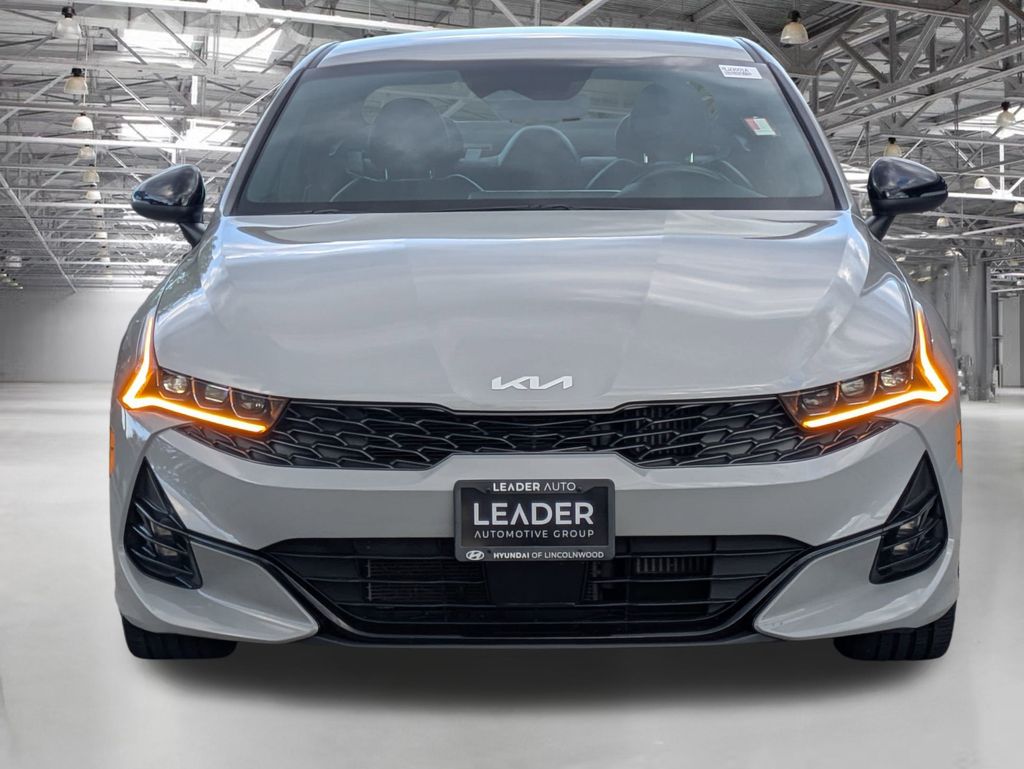 2024 Kia K5 GT-Line photo 2