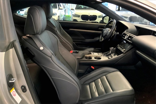 2017 Lexus RC 200t photo 7