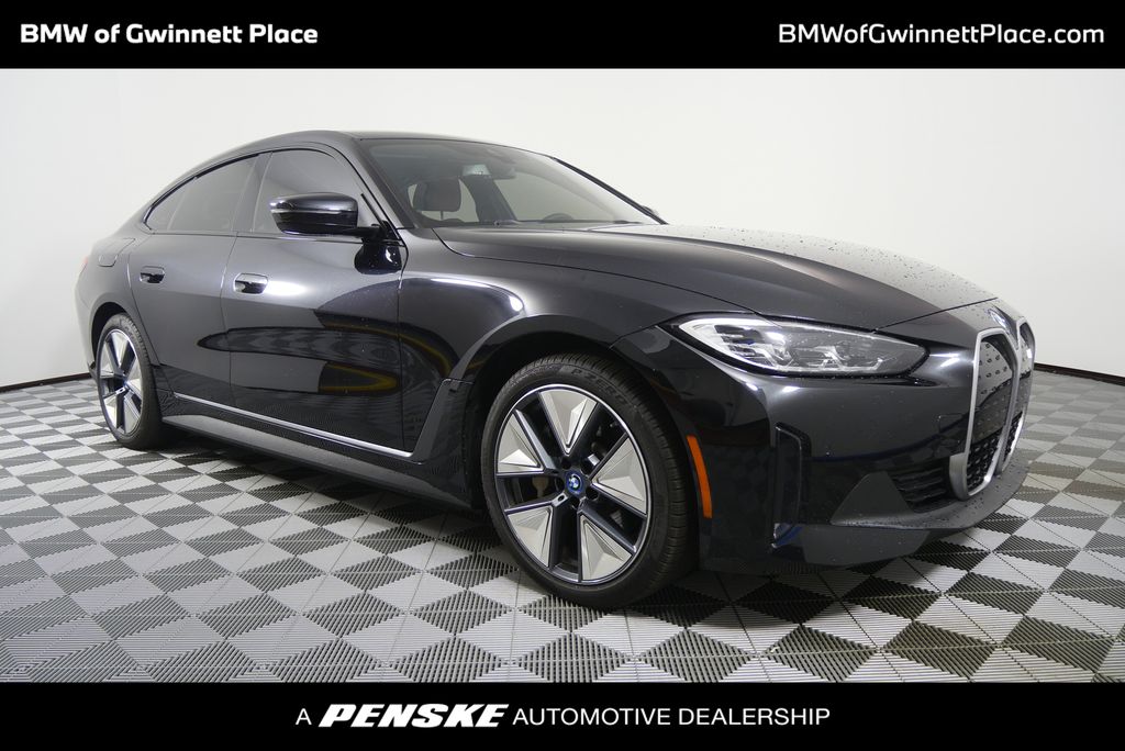 2023 BMW i4 35's photo