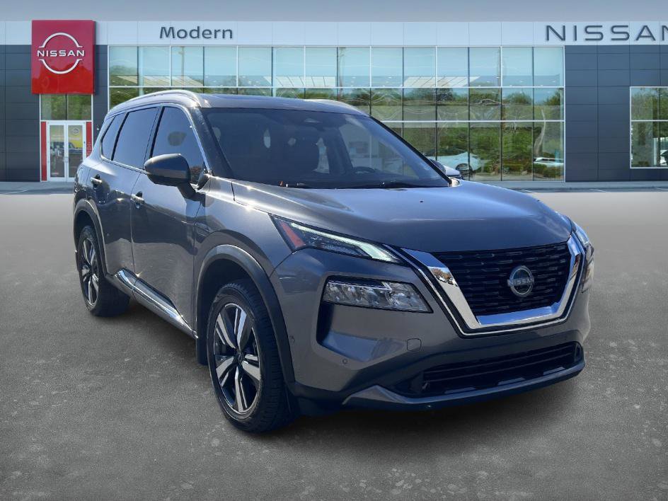 2023 Nissan Rogue SL photo 2