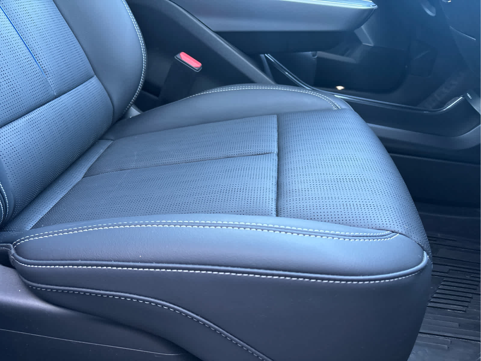 2024 Cadillac Lyriq photo 10