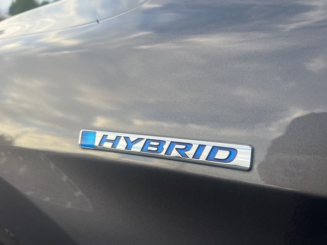 2017 Honda Accord Hybrid EX-L photo 12