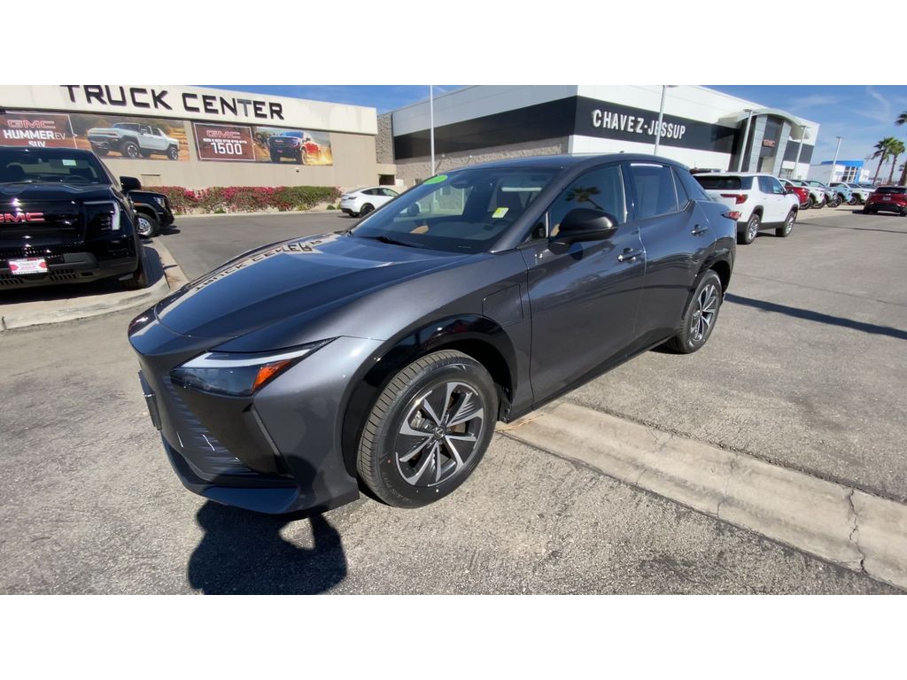 2024 Lexus RZ 300e Premium photo 4