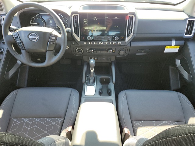 2025 Nissan Frontier SV photo 8