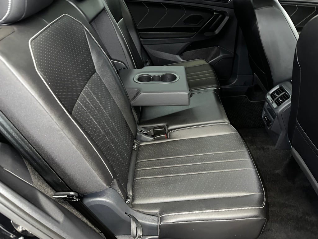 2024 Volkswagen Tiguan SE R-Line Black photo 29