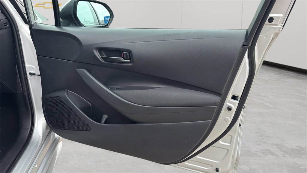 2023 Toyota Corolla LE photo 45