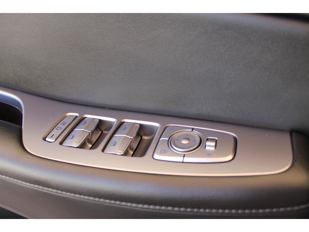 2025 Hyundai Palisade Limited photo 35