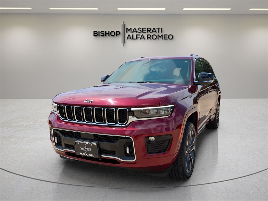 2024 Jeep Grand Cherokee Overland photo 3