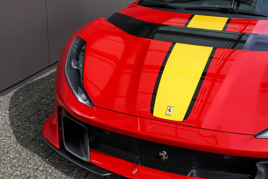 2023 Ferrari 812 Competizione photo 46