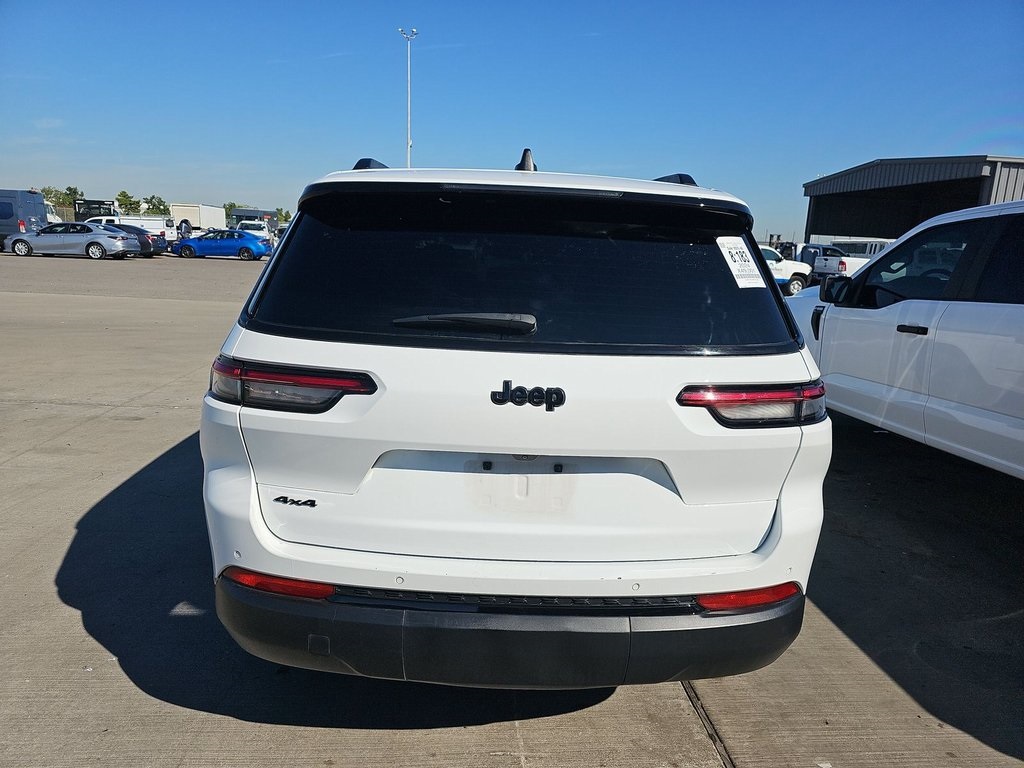 2024 Jeep Grand Cherokee Altitude photo 4
