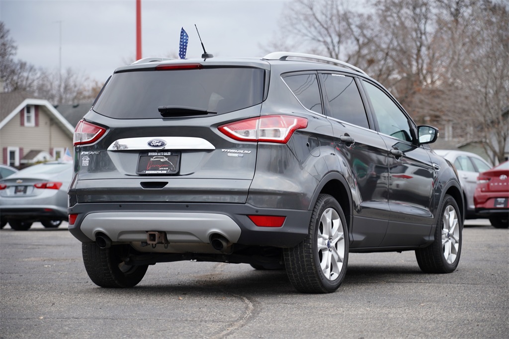 2016 Ford Escape Titanium photo 2