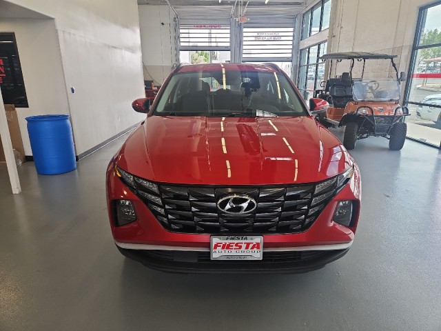 Used 2023 RED Hyundai SEL image 2