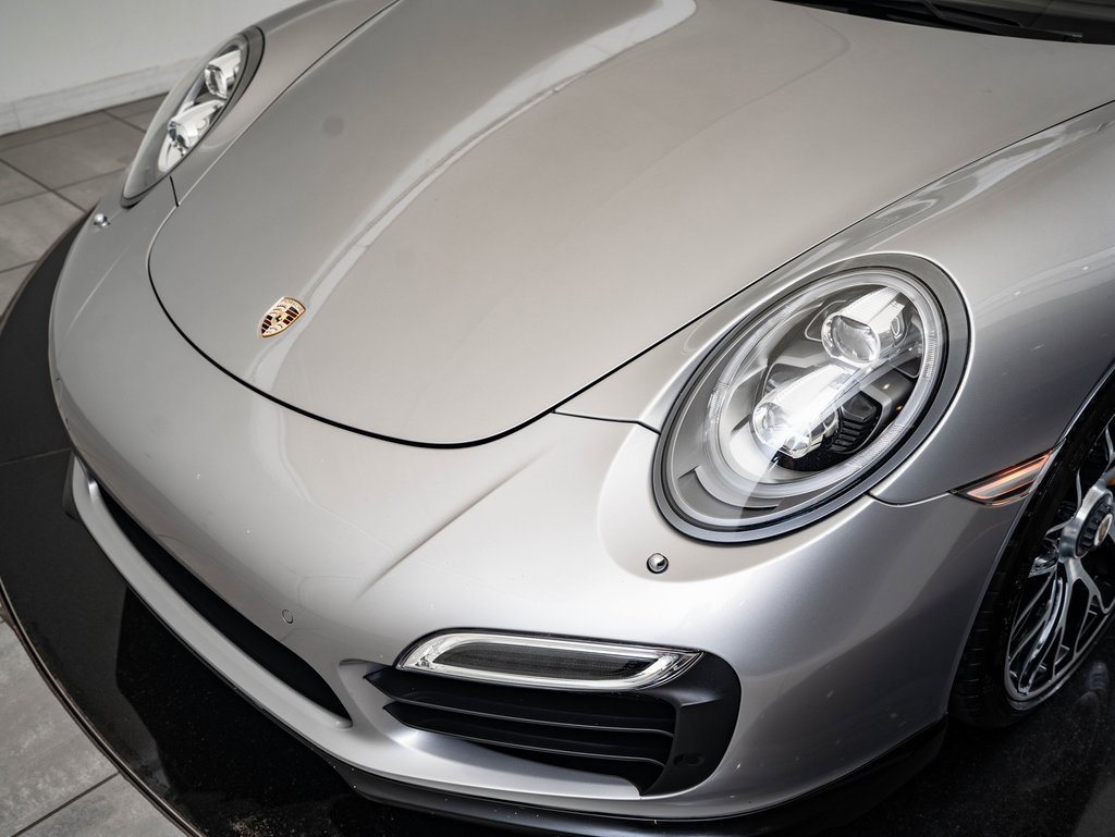 2016 Porsche 911 Turbo S photo 14