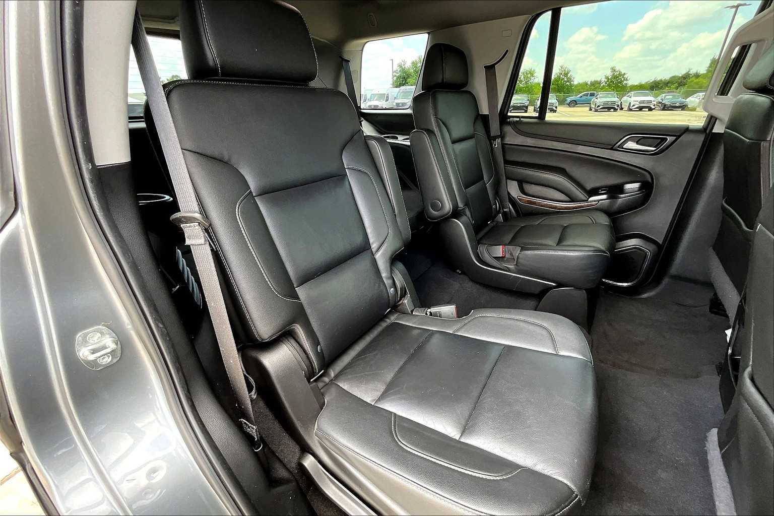 2020 Chevrolet Tahoe LT photo 19