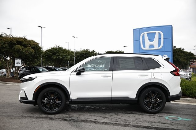 2024 Honda CR-V Hybrid Sport Touring photo 3