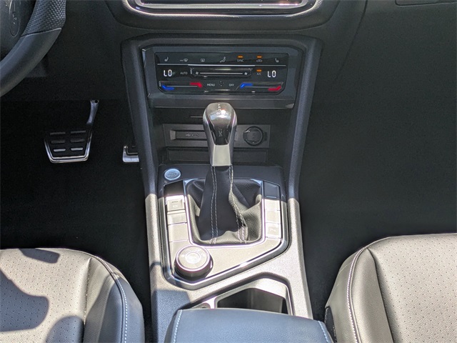 2024 Volkswagen Tiguan SE R-Line Black photo 21