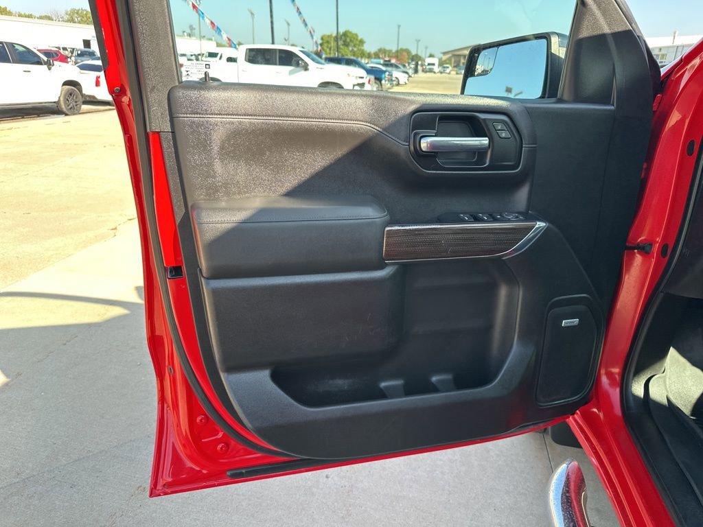 2020 Chevrolet Silverado 1500 RST photo 6
