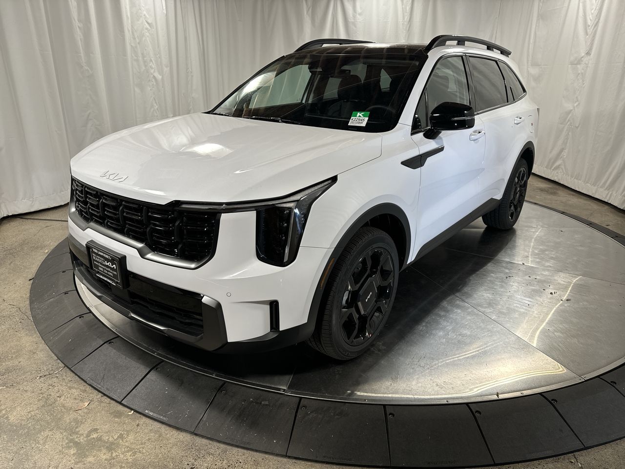 2024 Kia Sorento X-Line EX's photo