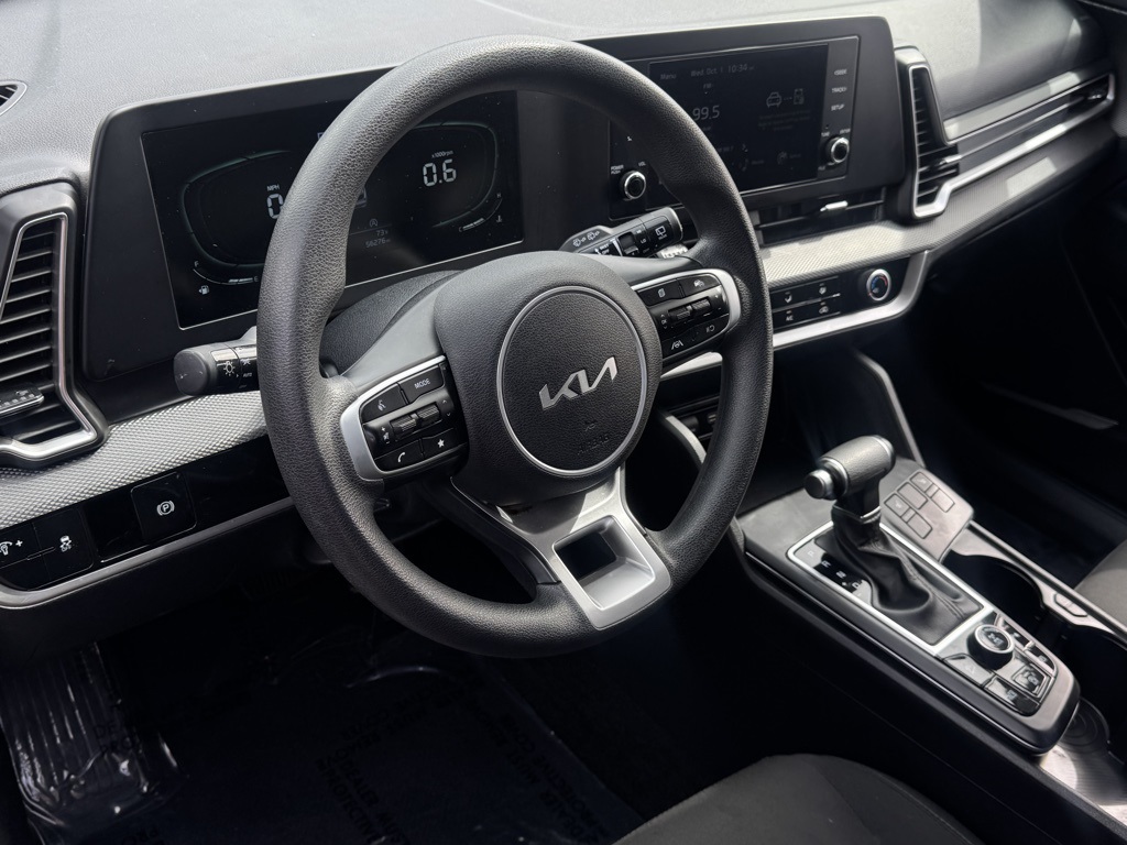 2023 Kia Sportage LX photo 17
