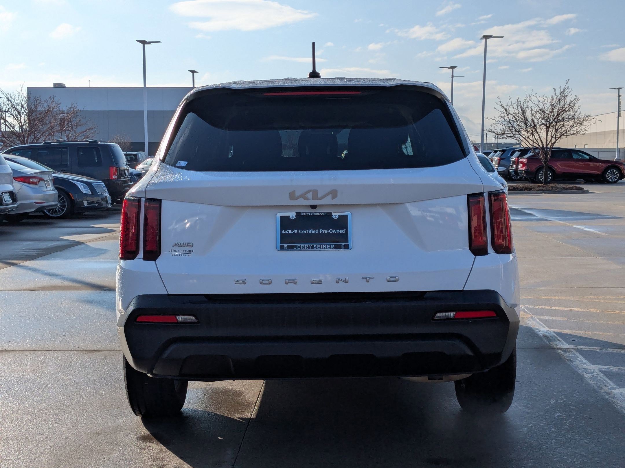 2022 Kia Sorento LX photo 4