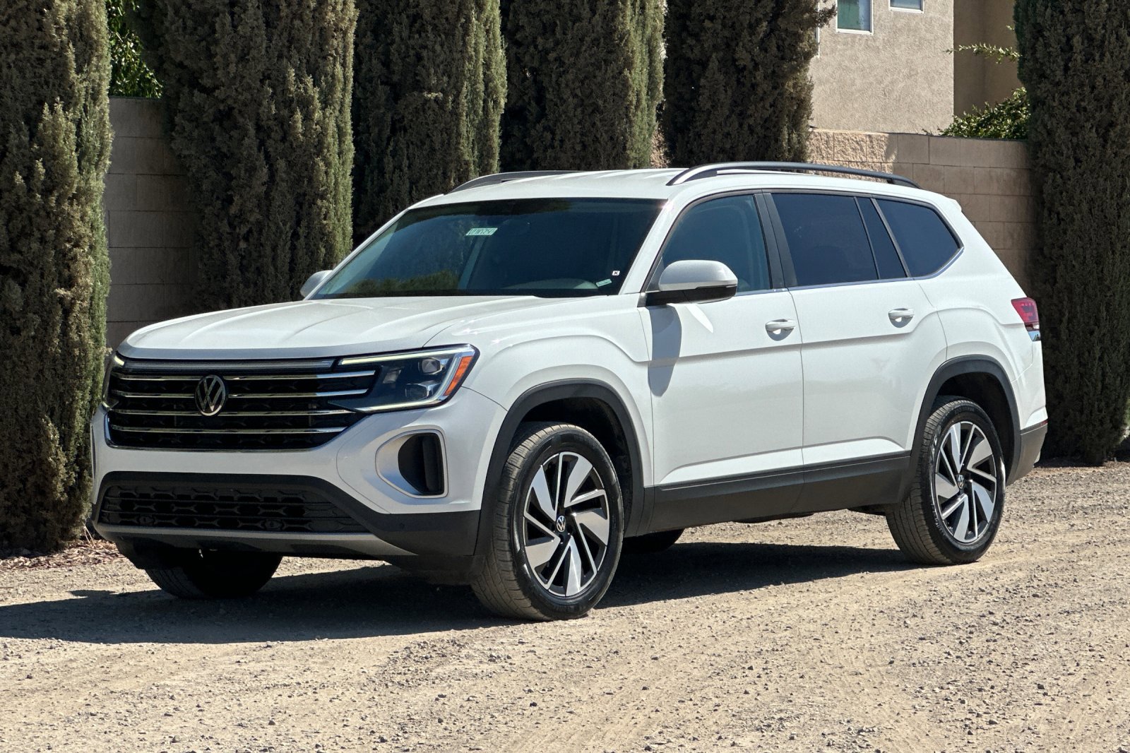 2024 Volkswagen Atlas SE Technology photo 8