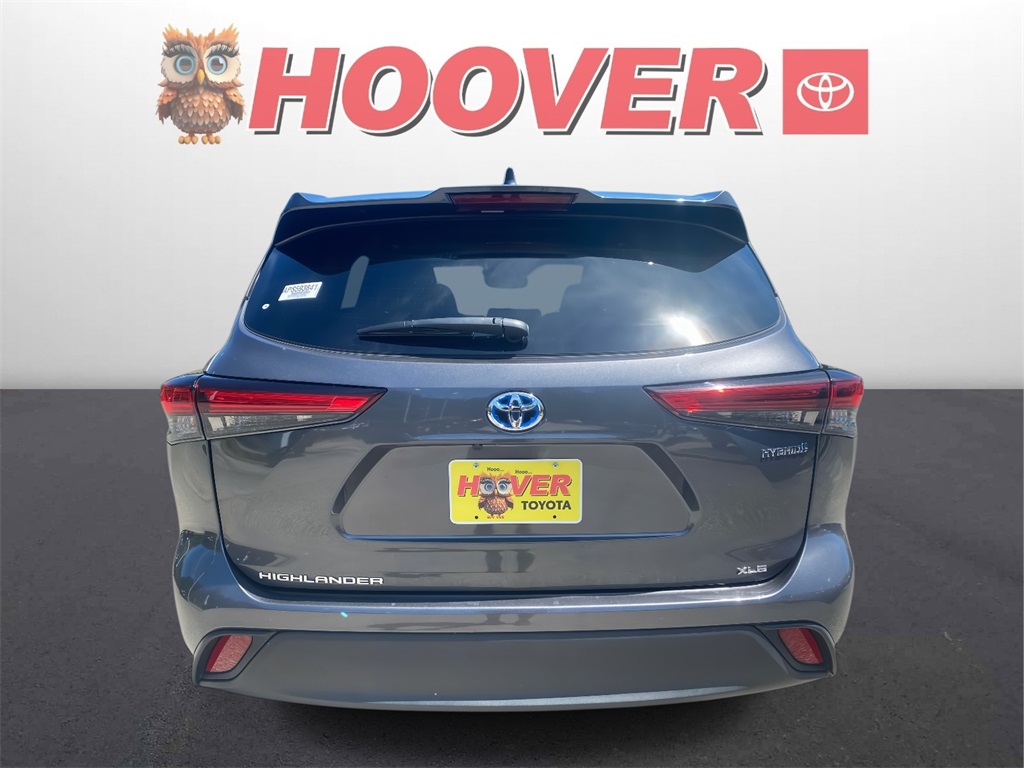 2023 Toyota Highlander Hybrid XLE photo 3