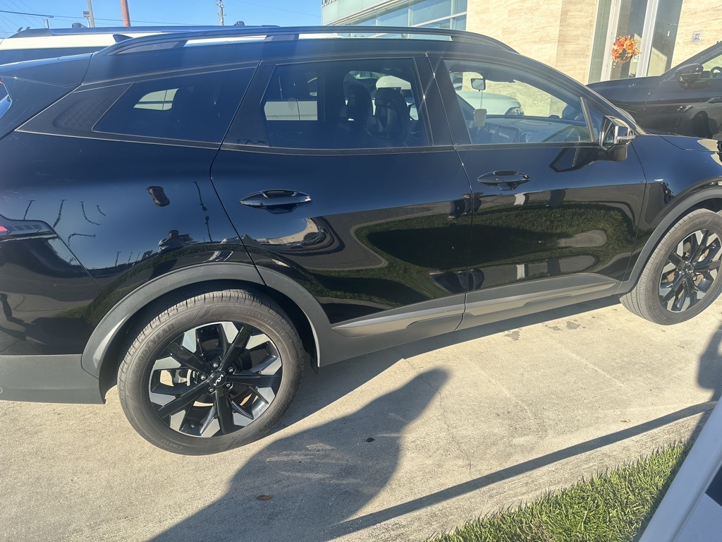 2023 Kia Sportage X-Line photo 3