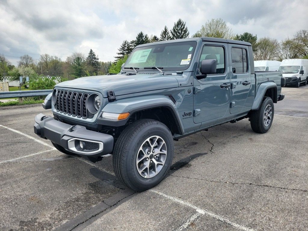 2025 Jeep Gladiator Sport S photo 3