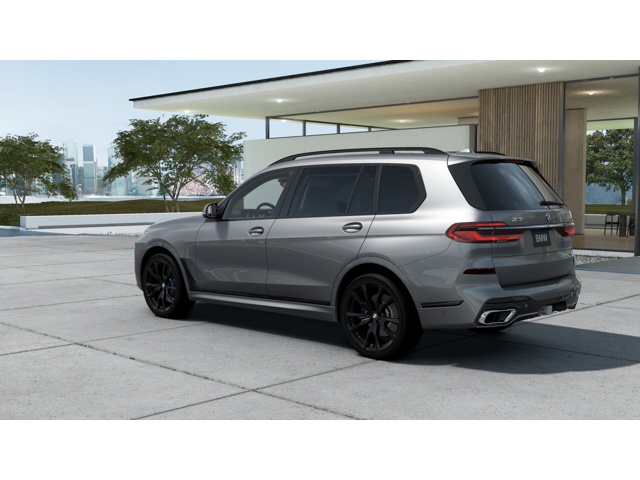 New 2026 Skyscraper Grey Metallic BMW X7 40i image 2