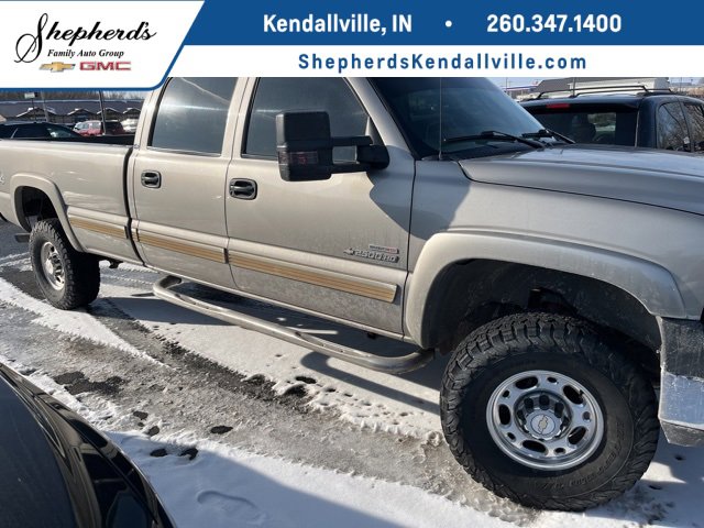 2002 Chevrolet Silverado 2500HD LS's photo