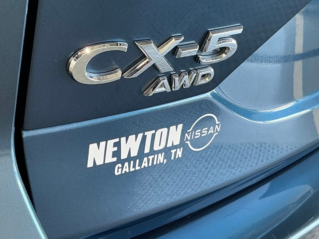 2022 Mazda CX-5 2.5 Select photo 4