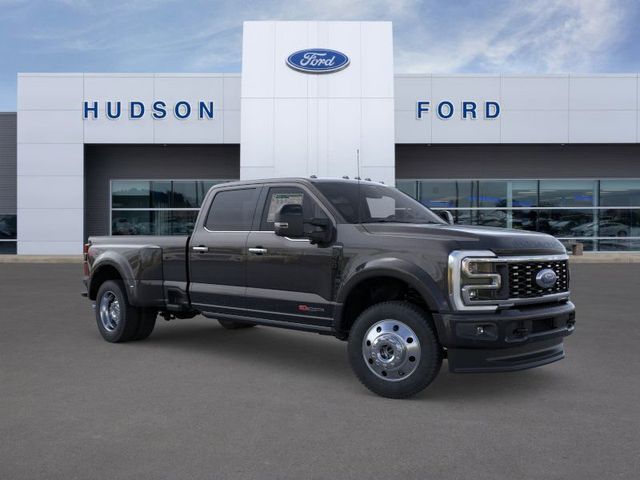 2026 Ford F-450 photo 6