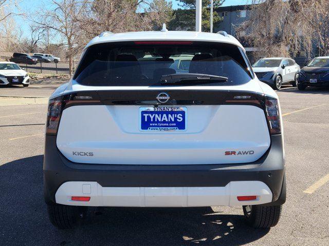 2025 Nissan Kicks SR photo 4