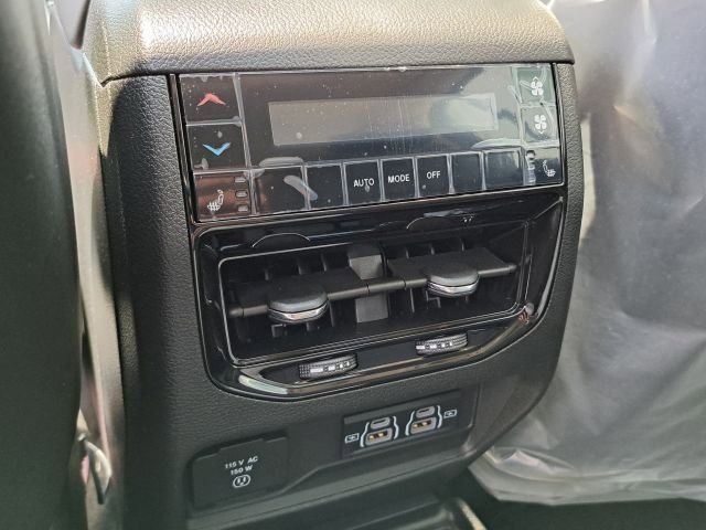 2023 Jeep Grand Cherokee Limited photo 25
