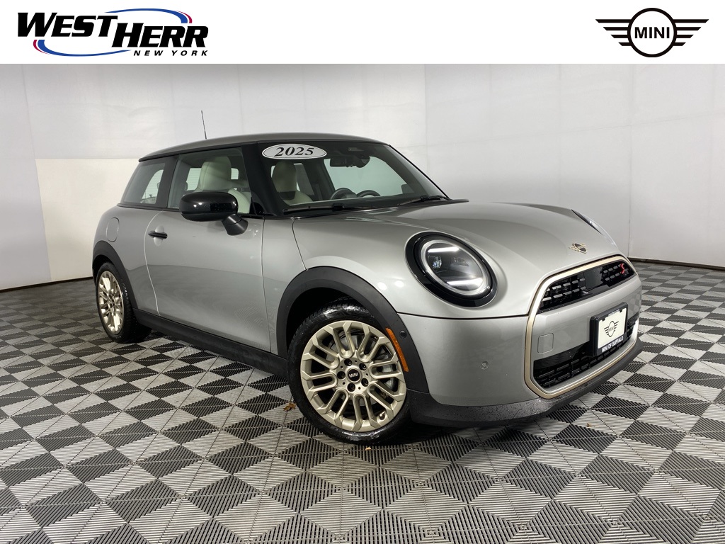 2025 MINI Hardtop 2 Door S's photo