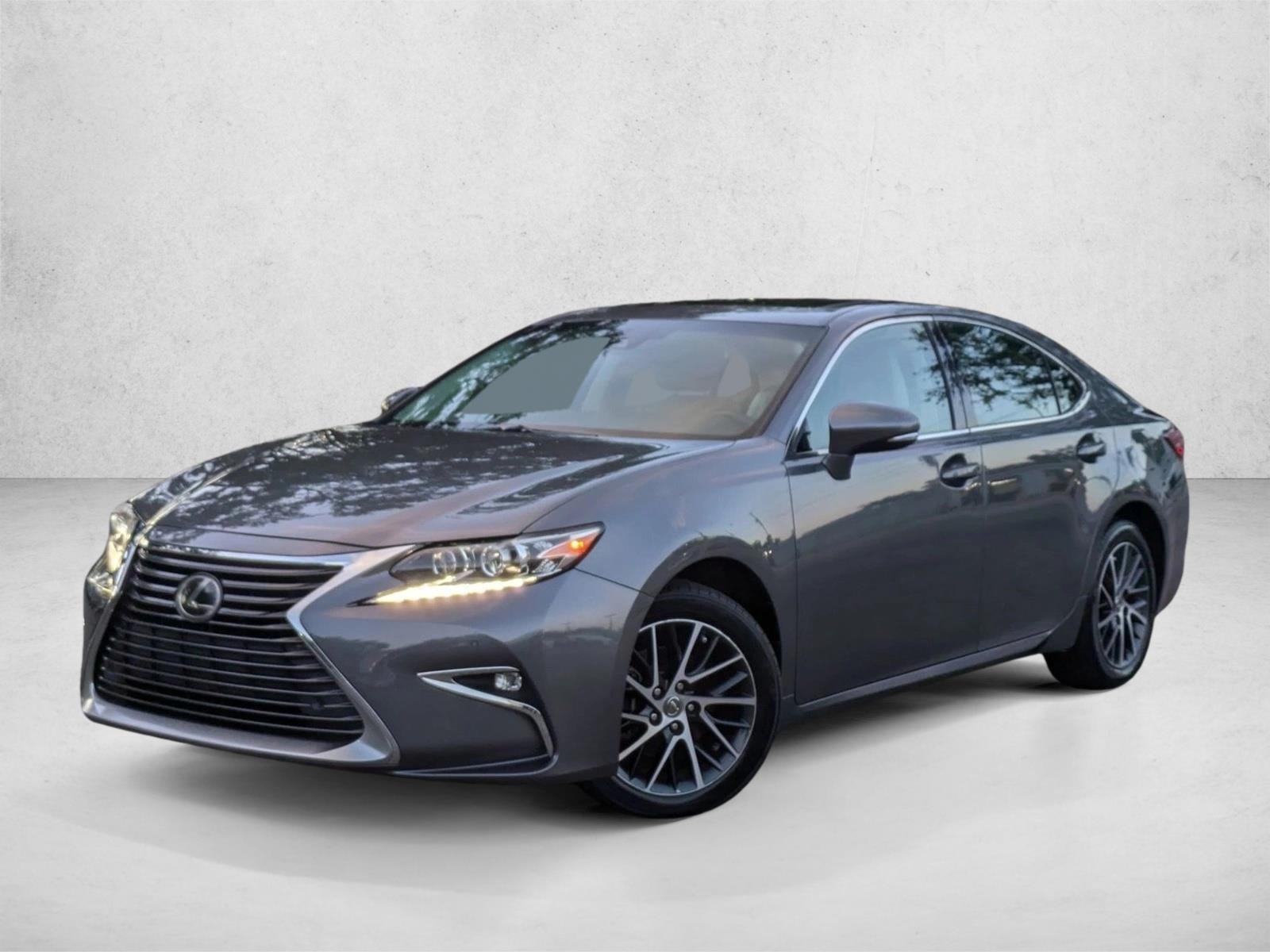 2017 Lexus ES