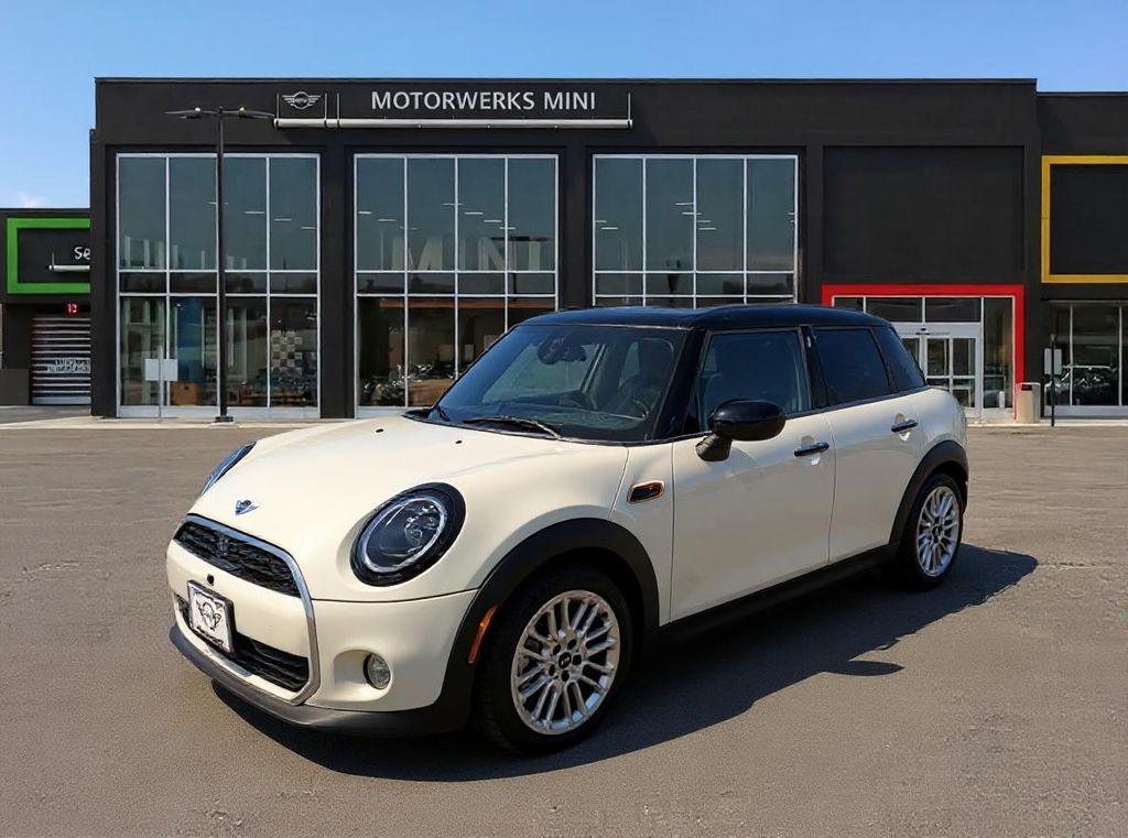 2026 MINI Hardtop S's photo