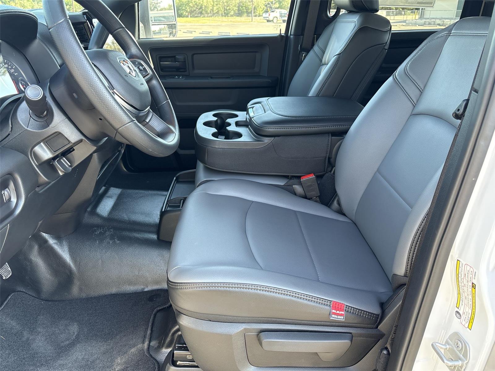 2026 Ram 2500 Tradesman photo 14