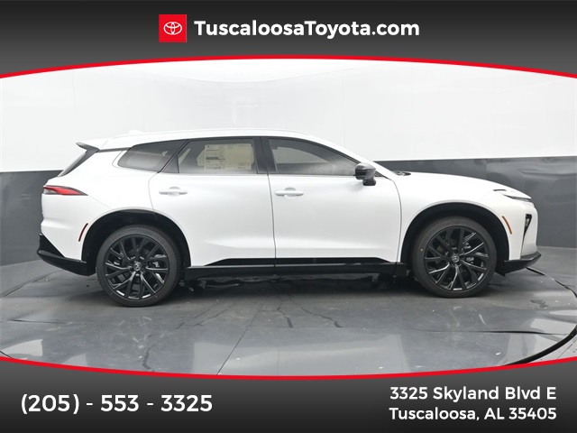 2026 Toyota Crown Signia Limited's photo