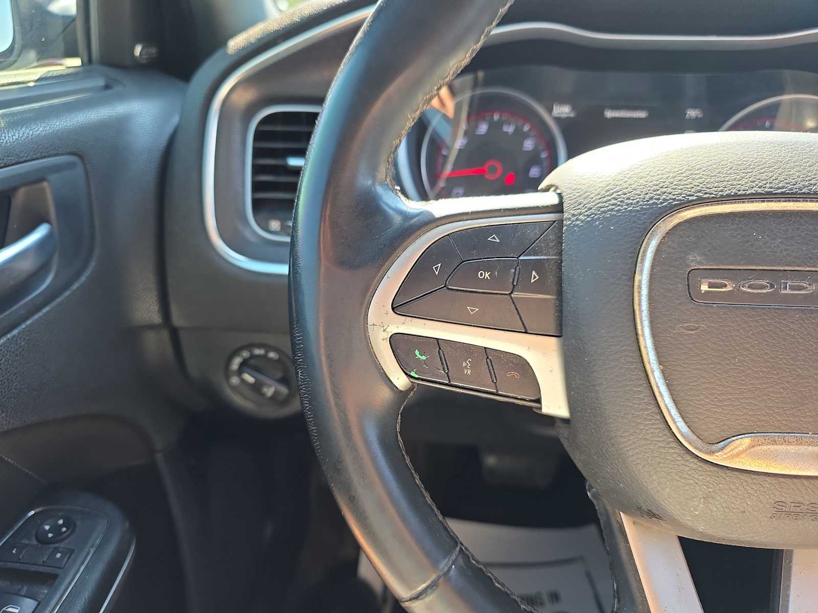 2018 Dodge Charger SXT Plus photo 16