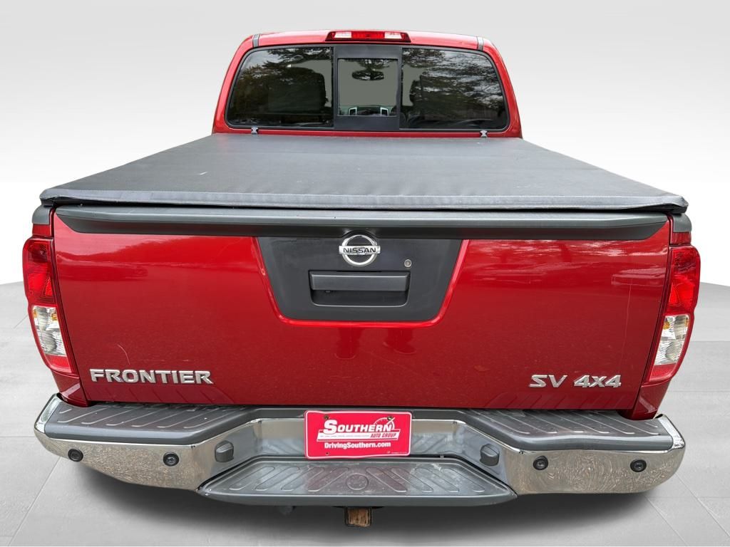 2015 Nissan Frontier SV photo 4