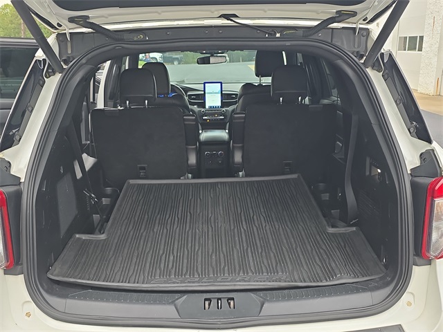 2020 Ford Explorer ST photo 12