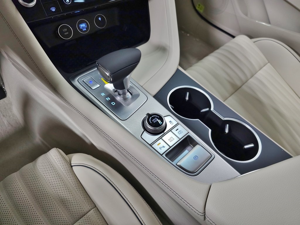 2026 Genesis G70 2.5T Prestige AWD photo 19