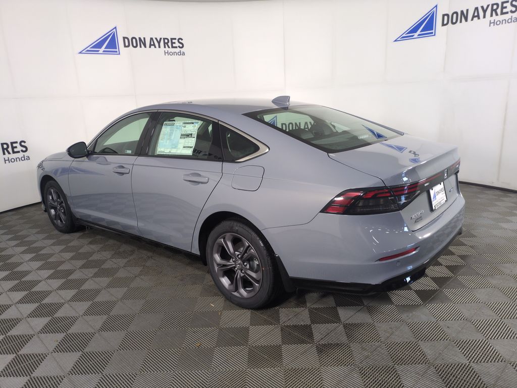 2025 Honda Accord Hybrid EX-L photo 3