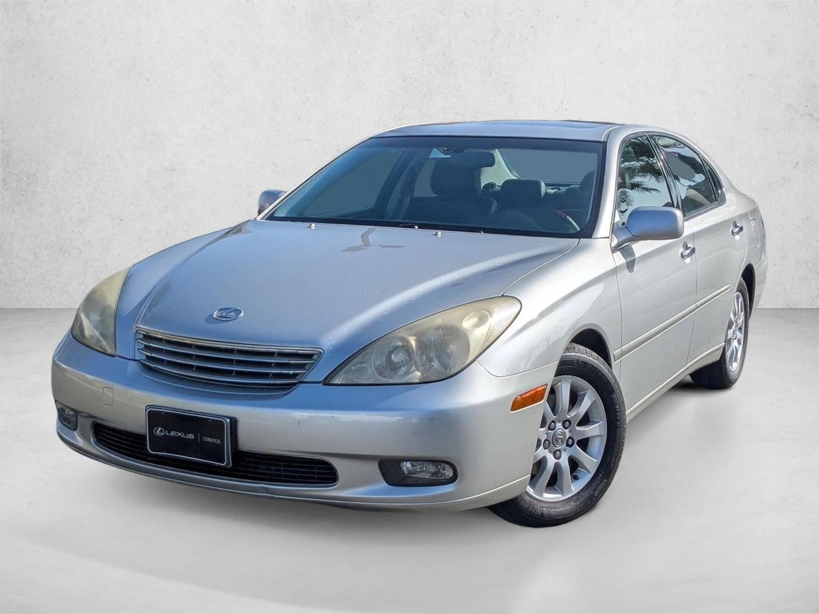 2003 Lexus ES 300's photo
